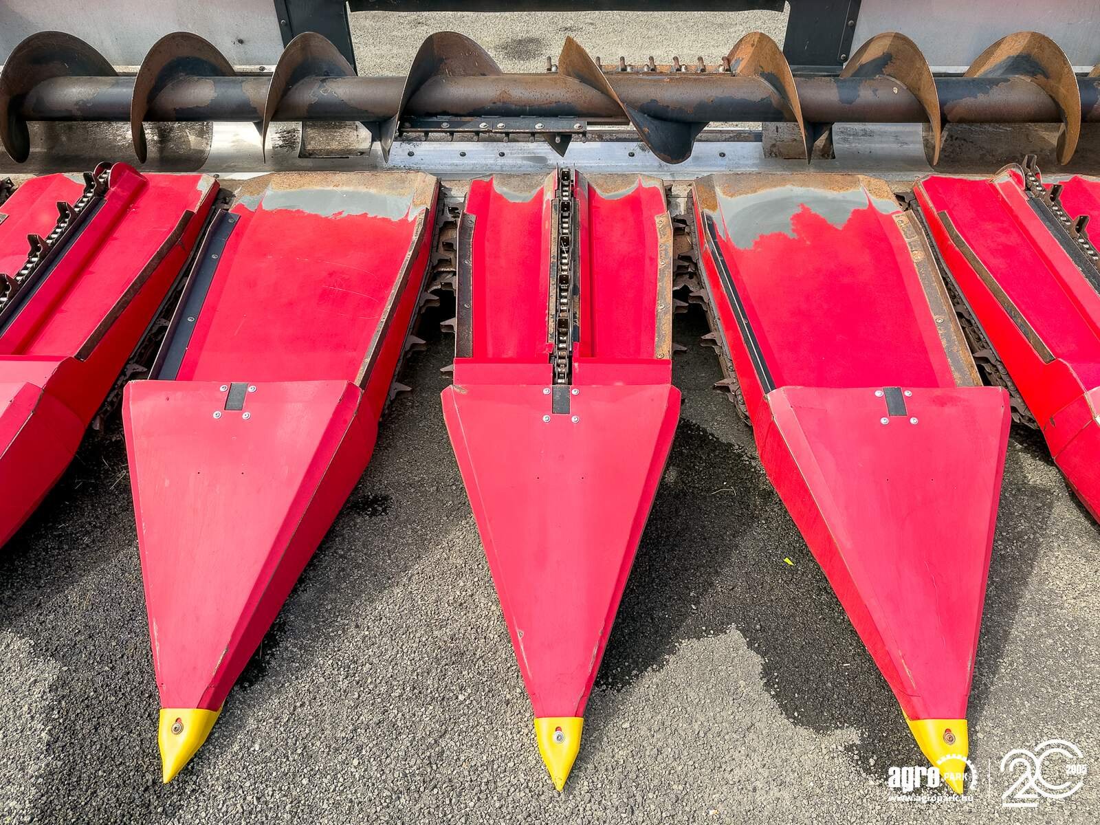 Schneidwerk типа Geringhoff SF Horizon 1230/FB 12-row sunflower header with John Deere and Claas bracket, 75 cm row spacing, folding frame design, stalk chopper, Gebrauchtmaschine в Csengele (Фотография 11)