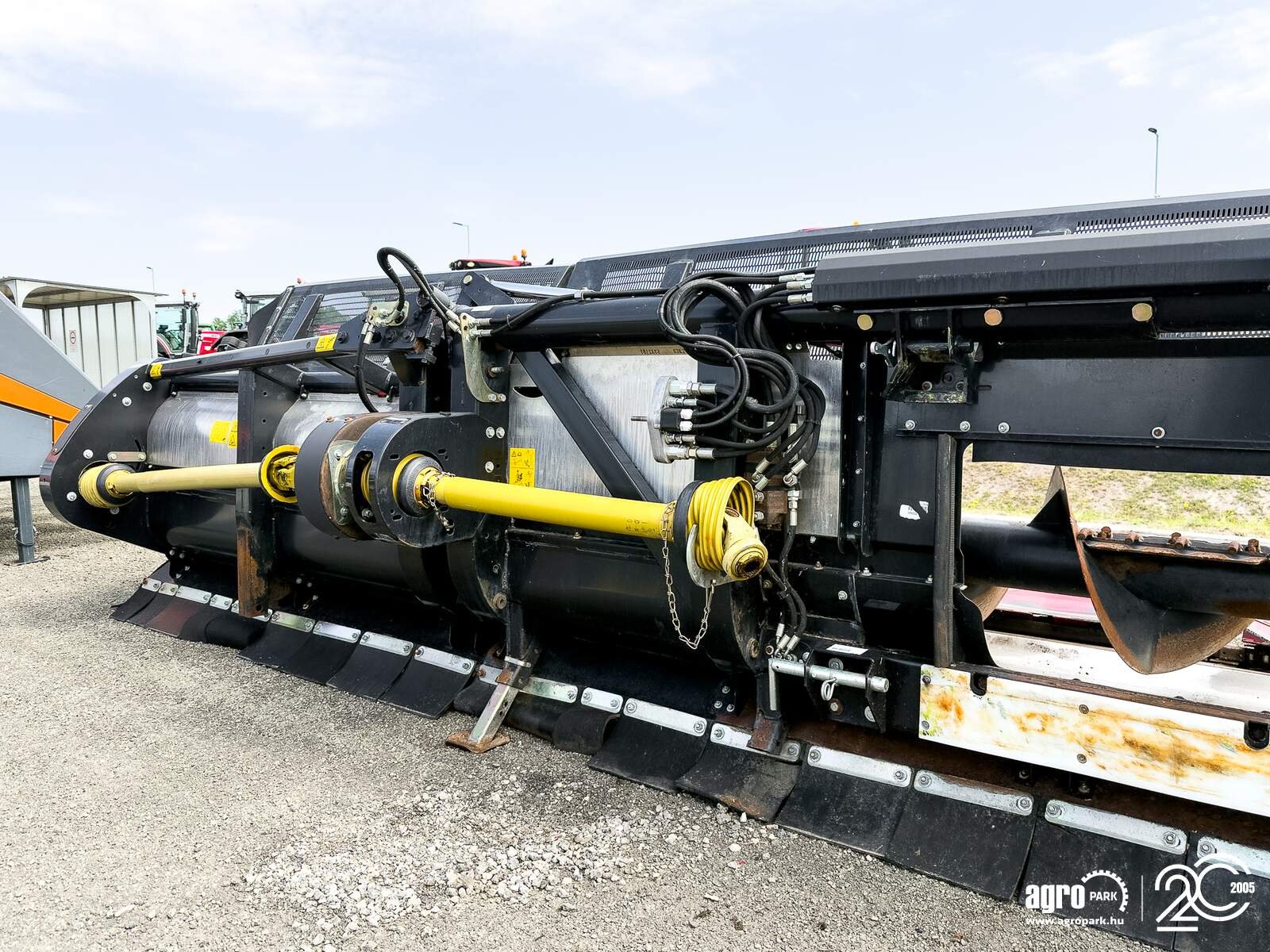 Schneidwerk типа Geringhoff SF Horizon 1230/FB 12-row sunflower header with John Deere and Claas bracket, 75 cm row spacing, folding frame design, stalk chopper, Gebrauchtmaschine в Csengele (Фотография 21)