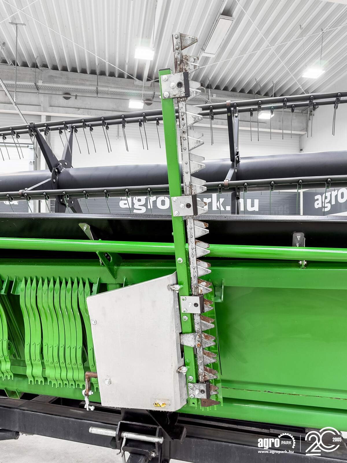 Schneidwerk za tip John Deere 630PF 9.15m draper header with tandem axle trailer and 2 rapeseed side knives, in refurbished condition, Gebrauchtmaschine u Csengele (Slika 17)