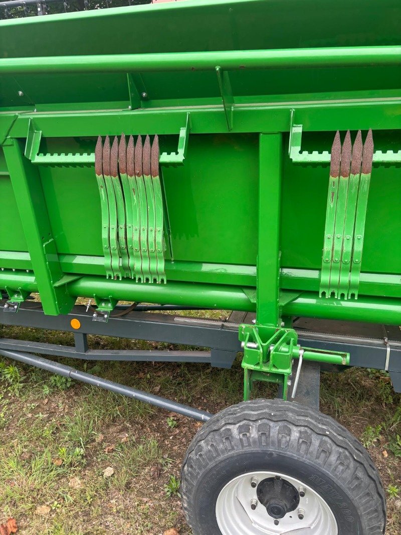 Schneidwerk typu John Deere 635R MY21 (10,70m), Gebrauchtmaschine v Plau am See / OT Klebe (Obrázek 6)