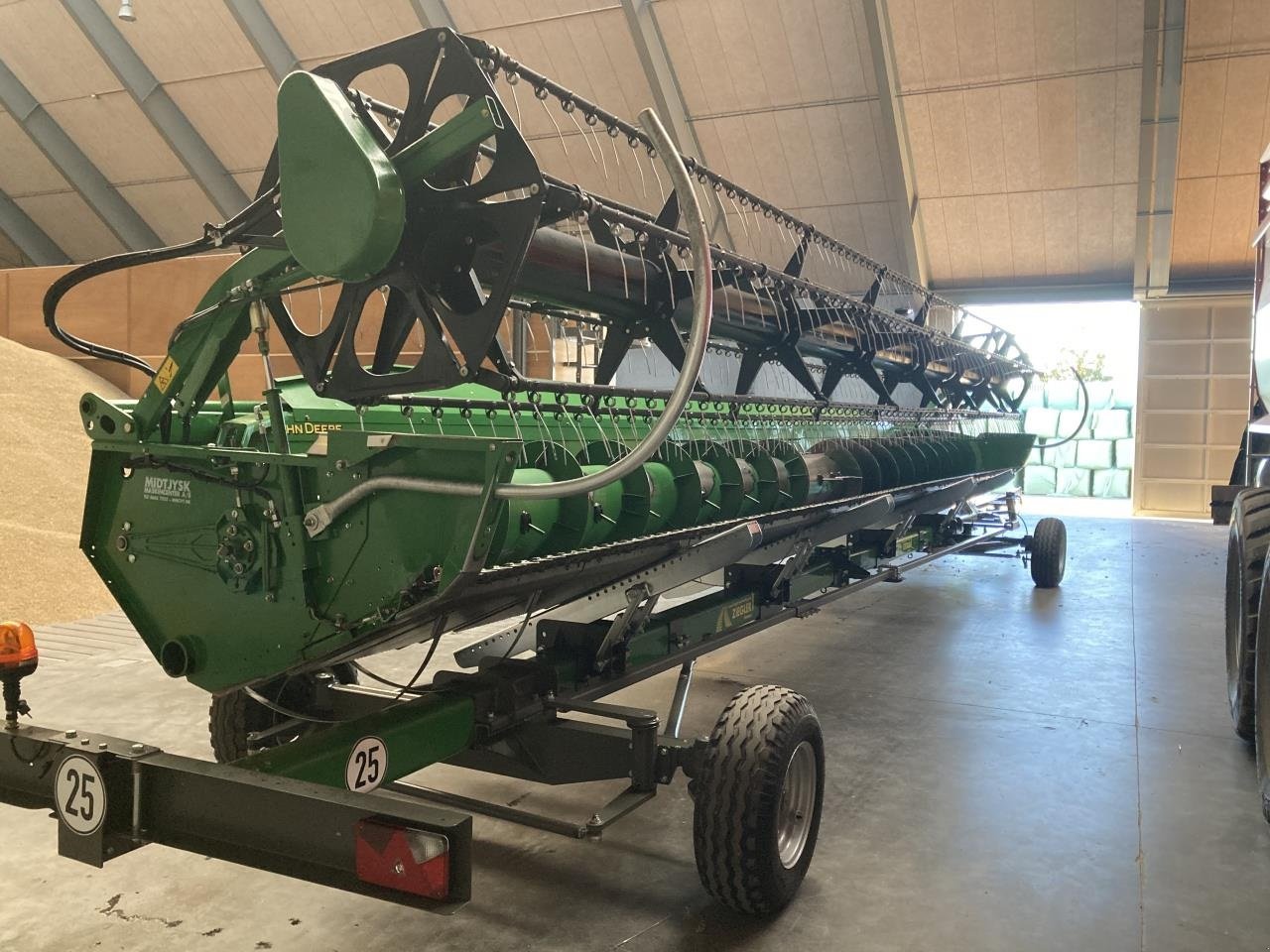 Schneidwerk des Typs John Deere 635R, Gebrauchtmaschine in Bramming (Bild 3)