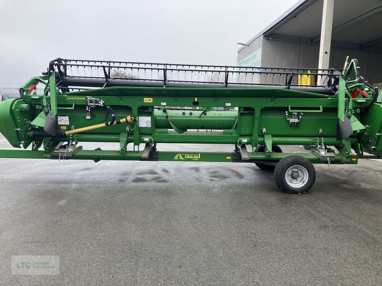 Schneidwerk типа John Deere 722 X Vario Schneidwerk, Neumaschine в Korneuburg (Фотография 8)