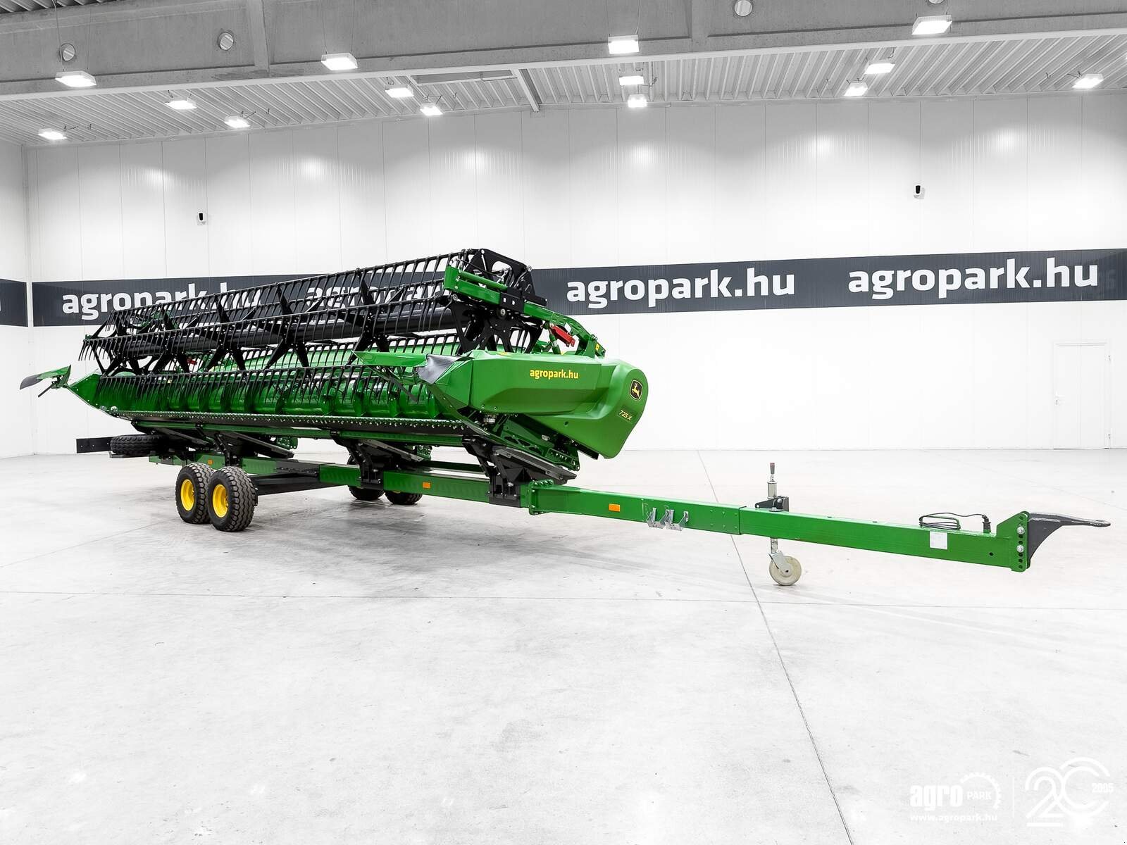 Schneidwerk tipa John Deere 725X 7,6 m variable depth grain header, rape side knives, transport trolley, Gebrauchtmaschine u Csengele (Slika 2)