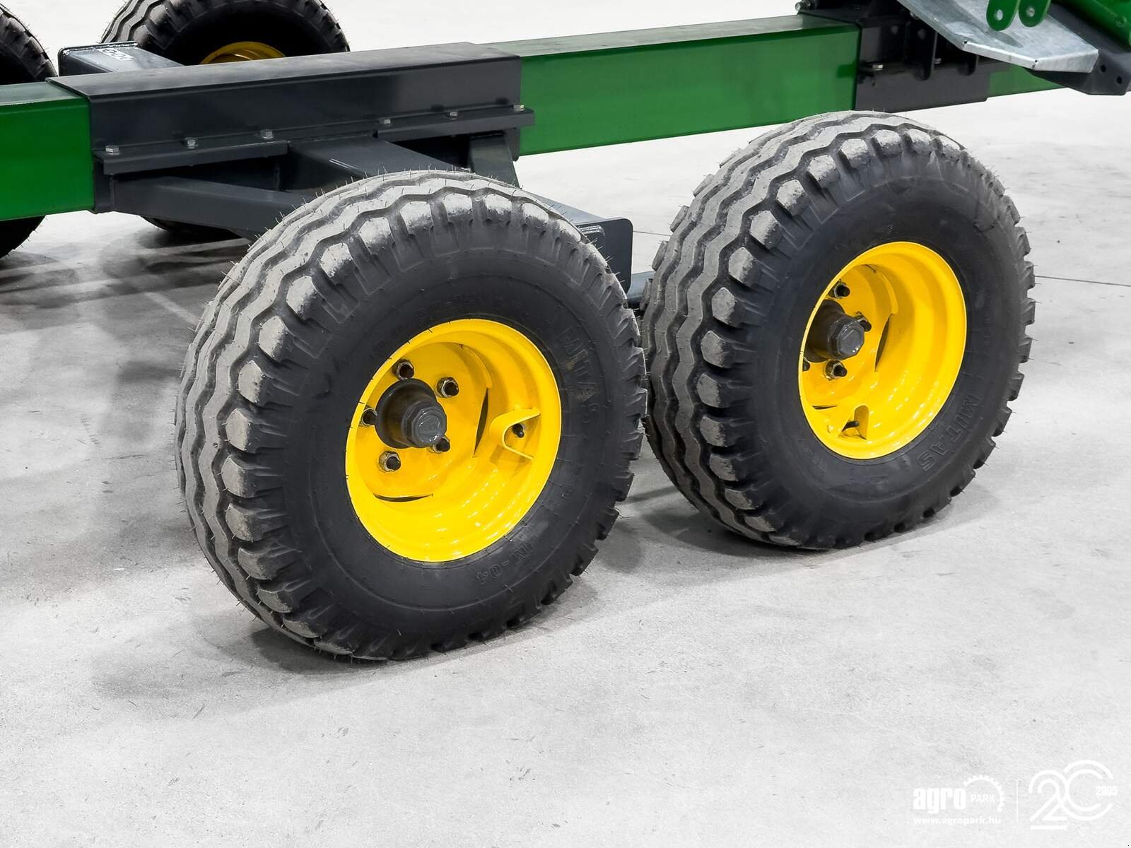 Schneidwerk tipa John Deere 725X 7,6 m variable depth grain header, rape side knives, transport trolley, Gebrauchtmaschine u Csengele (Slika 16)