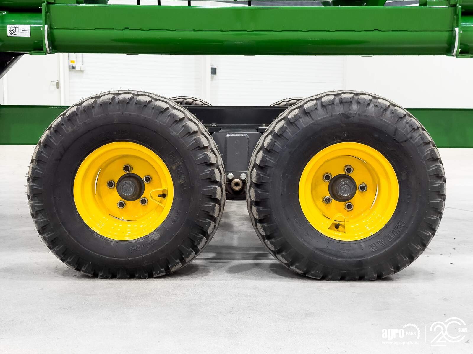 Schneidwerk tipa John Deere 725X 7,6 m variable depth grain header, rape side knives, transport trolley, Gebrauchtmaschine u Csengele (Slika 17)