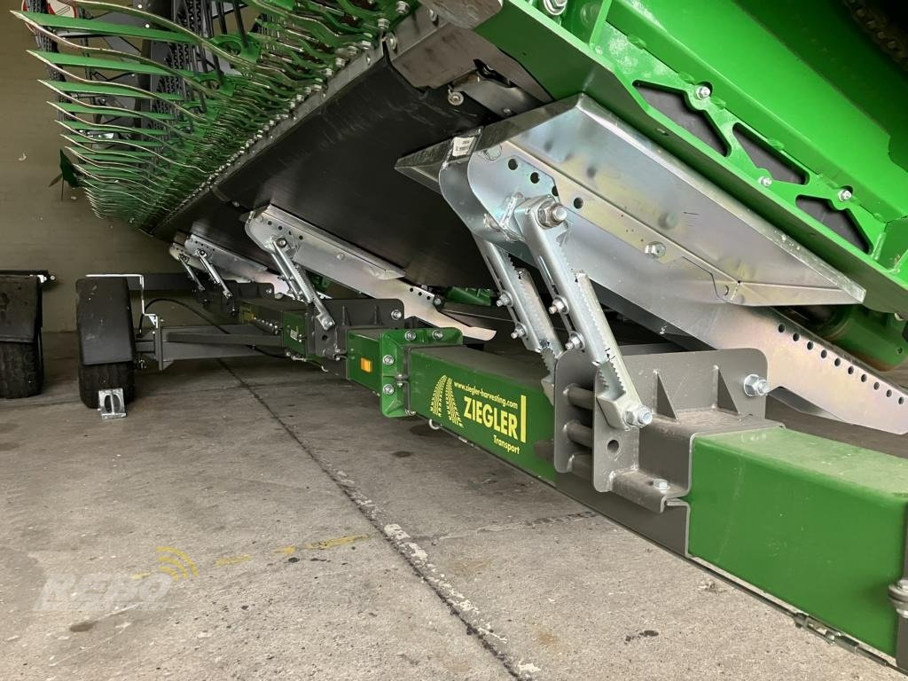 Schneidwerk typu John Deere 725X – VARIABLES SCHNEIDWERK, Neumaschine w Lütjenburg (Zdjęcie 11)