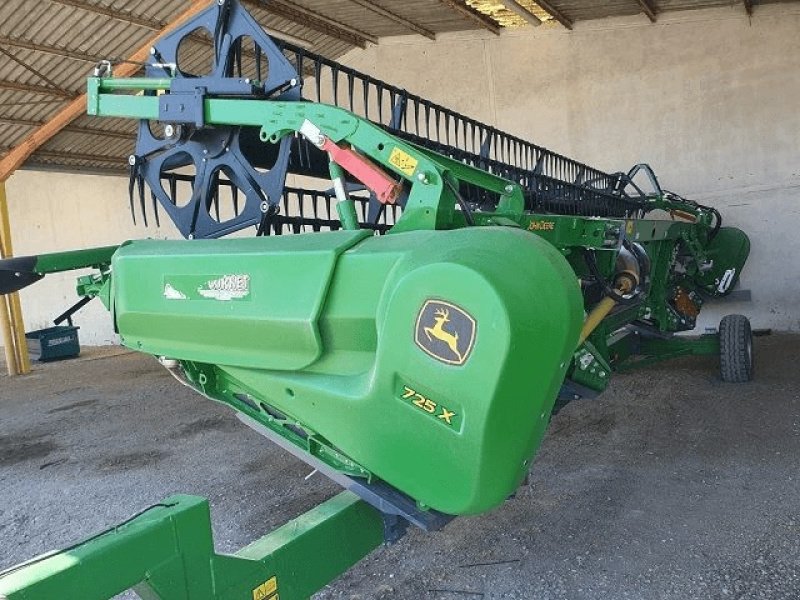 Schneidwerk van het type John Deere 725X, Gebrauchtmaschine in PITHIVIERS Cedex (Foto 3)
