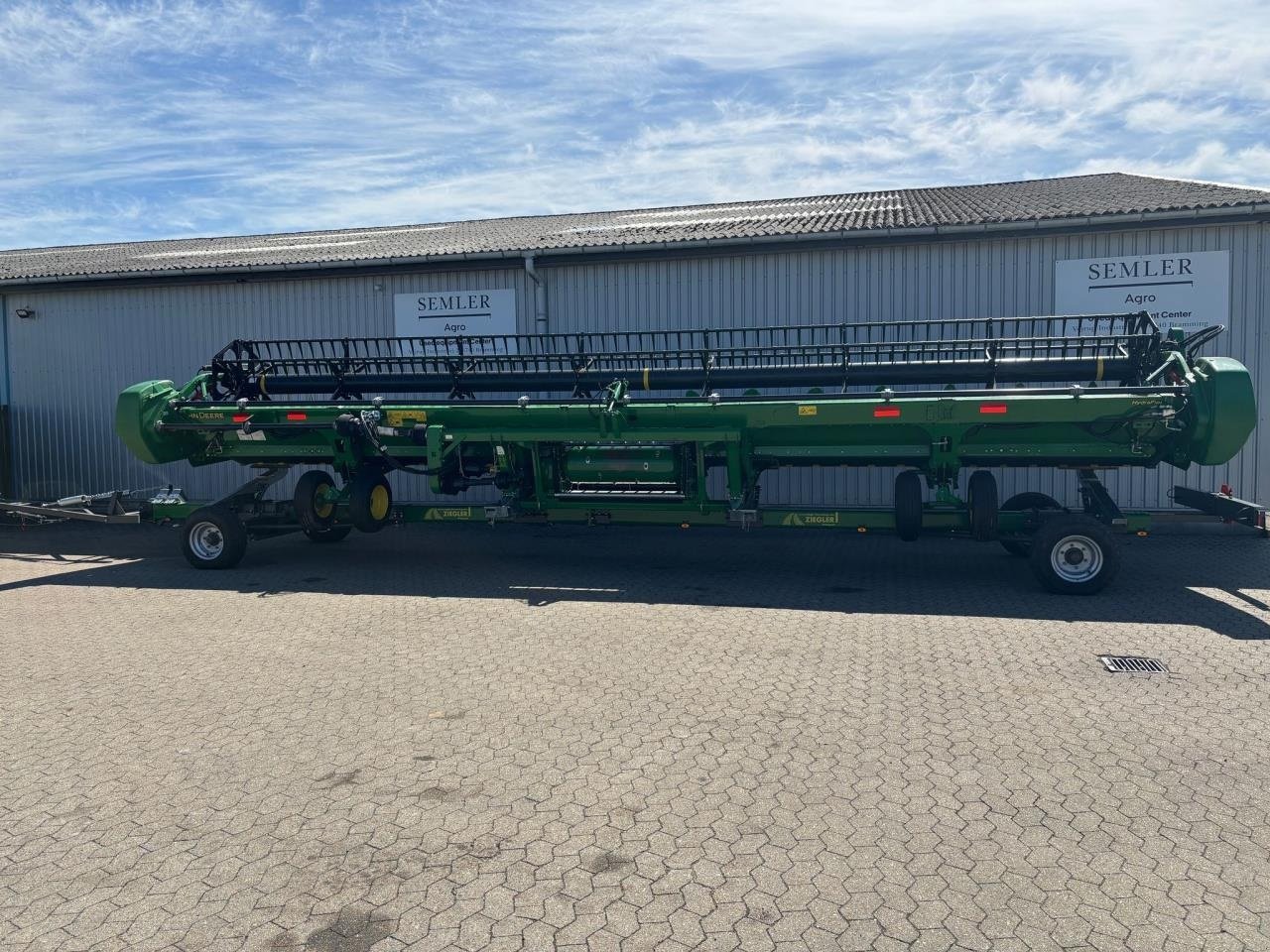 Schneidwerk tipa John Deere 735D, Gebrauchtmaschine u Bramming (Slika 1)