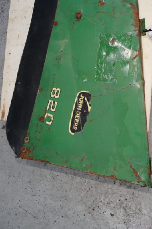 Schneidwerk des Typs John Deere 820, Gebrauchtmaschine in Hemmet (Bild 3)