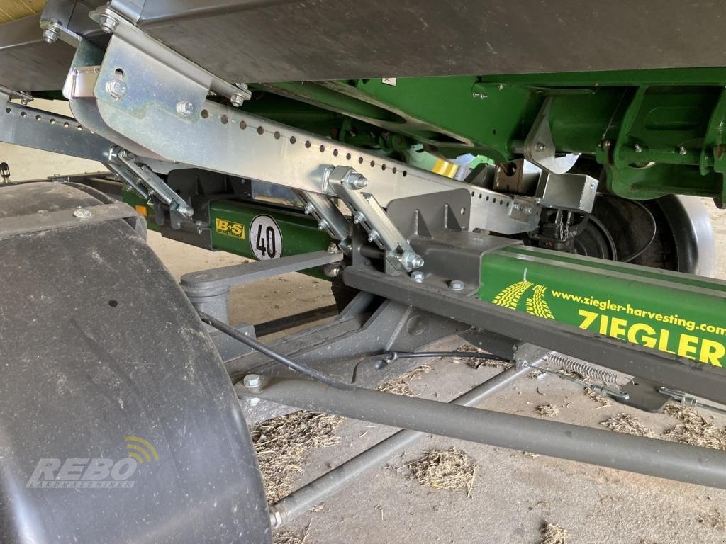 Schneidwerk des Typs John Deere HD35X, Neumaschine in Lütjenburg (Bild 23)