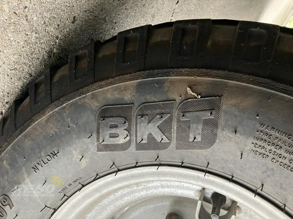 Schneidwerk des Typs John Deere HD40X MY23, Neumaschine in Lütjenburg (Bild 22)