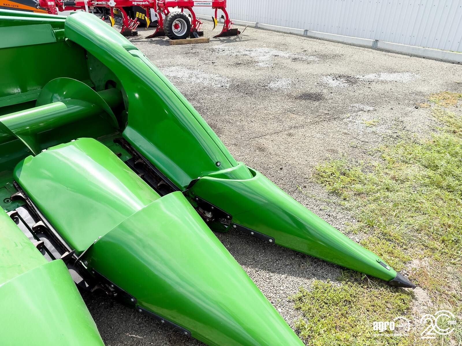Schneidwerk typu John Deere Kemper 608C 8 row corn header with folding frame for John Deere combines, chopper, stubble stomper, 75 cm row spacing, StalkMaster, Gebrauchtmaschine v Csengele (Obrázek 17)