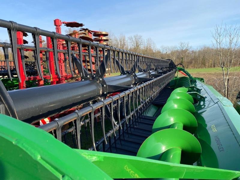 Schneidwerk van het type John Deere RD30F, Gebrauchtmaschine in LE PONT CHRETIEN (Foto 6)