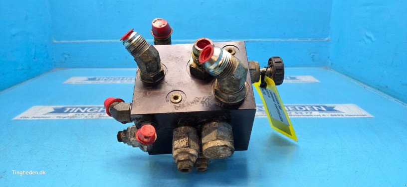 Schneidwerk tipa MacDon D60, Gebrauchtmaschine u Hemmet (Slika 2)