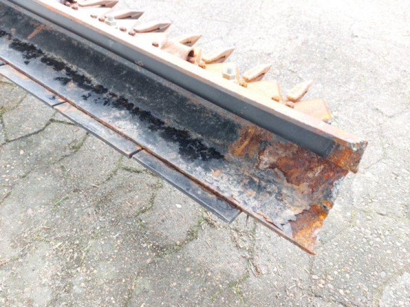 Schneidwerk typu MacDon D60, Gebrauchtmaschine v Hemmet (Obrázek 8)