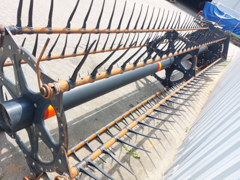 Schneidwerk typu MacDon D60, Gebrauchtmaschine v Hemmet (Obrázek 16)