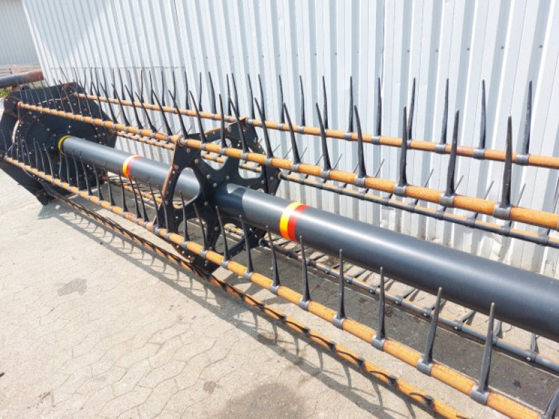 Schneidwerk typu MacDon D60, Gebrauchtmaschine v Hemmet (Obrázek 12)