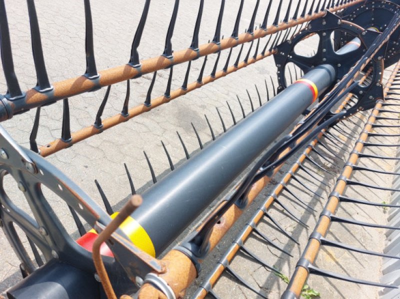 Schneidwerk typu MacDon D60, Gebrauchtmaschine v Hemmet (Obrázek 18)