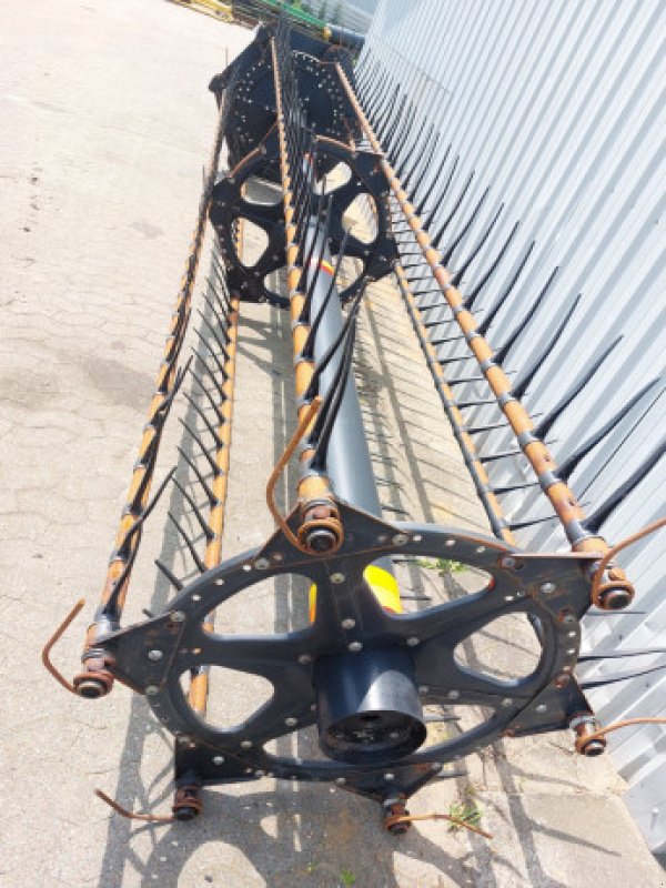 Schneidwerk typu MacDon D60, Gebrauchtmaschine v Hemmet (Obrázek 15)