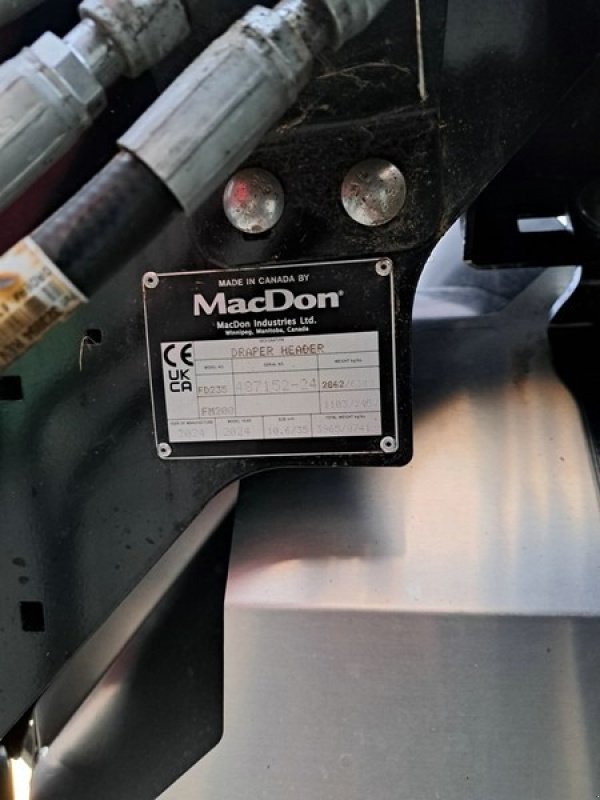 Schneidwerk des Typs MacDon FD 235 Flexdraper - 10,6m / Adapter Case, Neumaschine in Gülzow-Prüzen OT Mühlengeez (Bild 8)