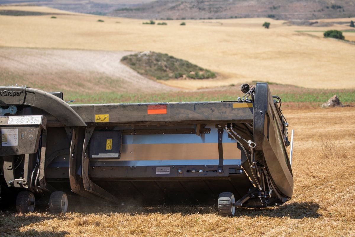 Schneidwerk des Typs MacDon FD230 9,1m, Neumaschine in Harmannsdorf (Bild 12)