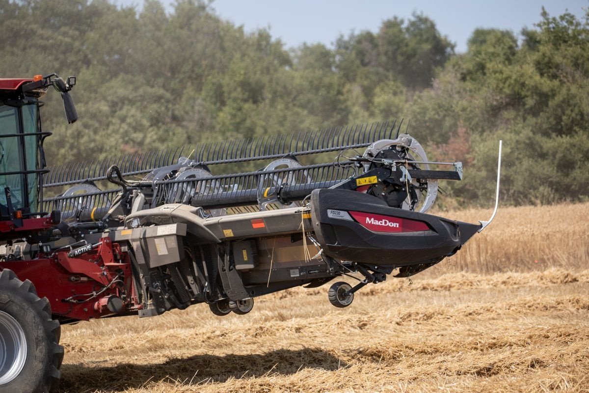 Schneidwerk des Typs MacDon FD230 9,1m, Neumaschine in Harmannsdorf (Bild 18)