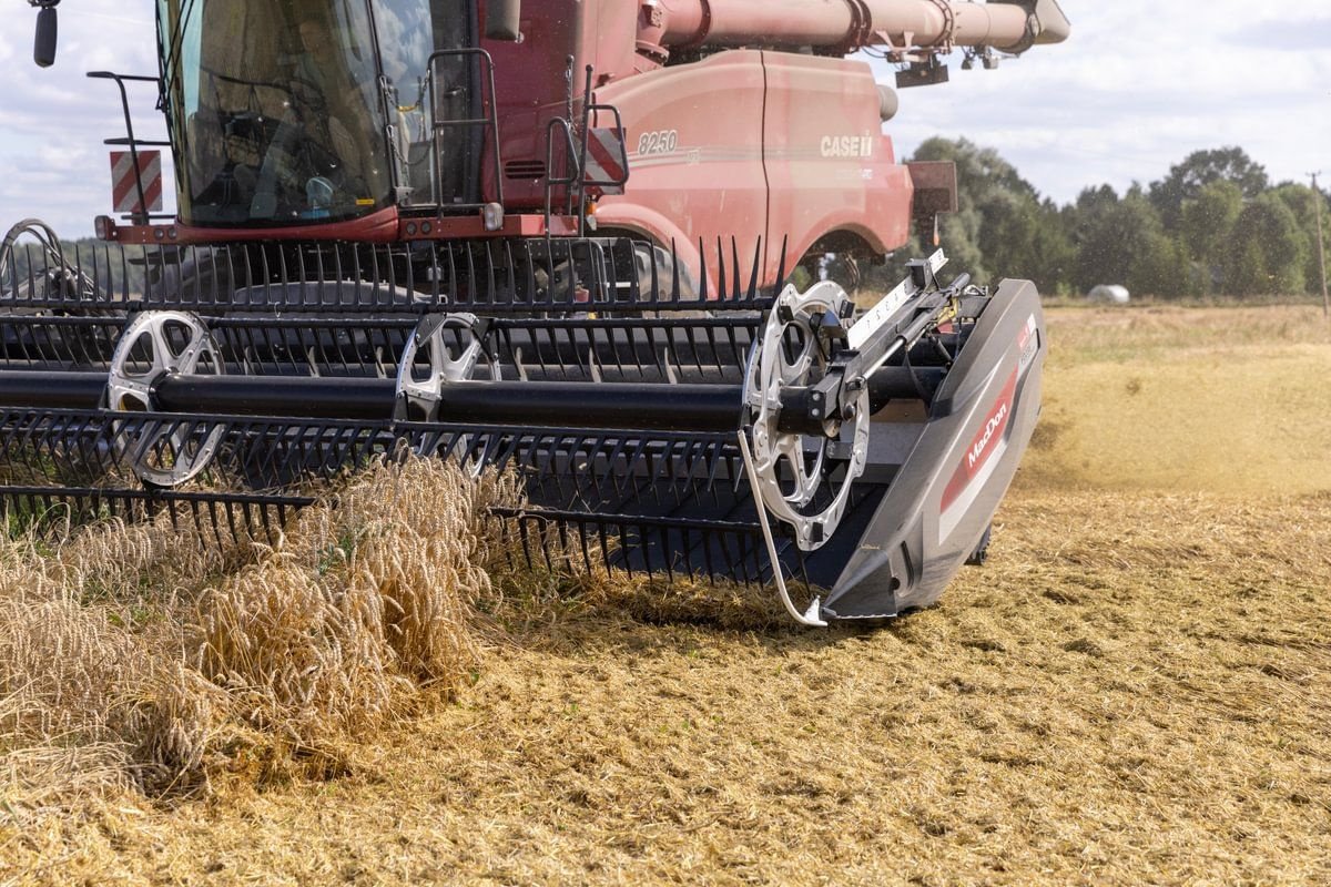 Schneidwerk des Typs MacDon FD235 10.6m, Neumaschine in Harmannsdorf (Bild 7)