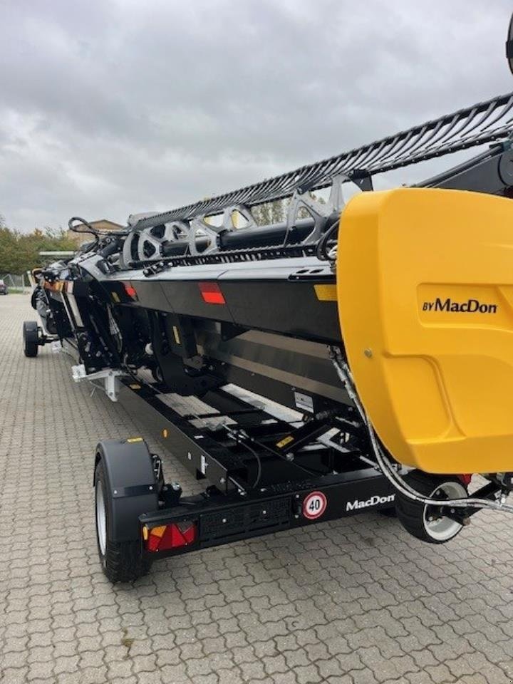 Schneidwerk des Typs MacDon FD241, Gebrauchtmaschine in Maribo (Bild 4)