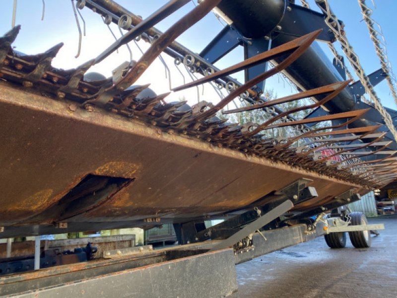 Schneidwerk tipa Massey Ferguson 30" Powerflow, Gebrauchtmaschine u Hemmet (Slika 16)