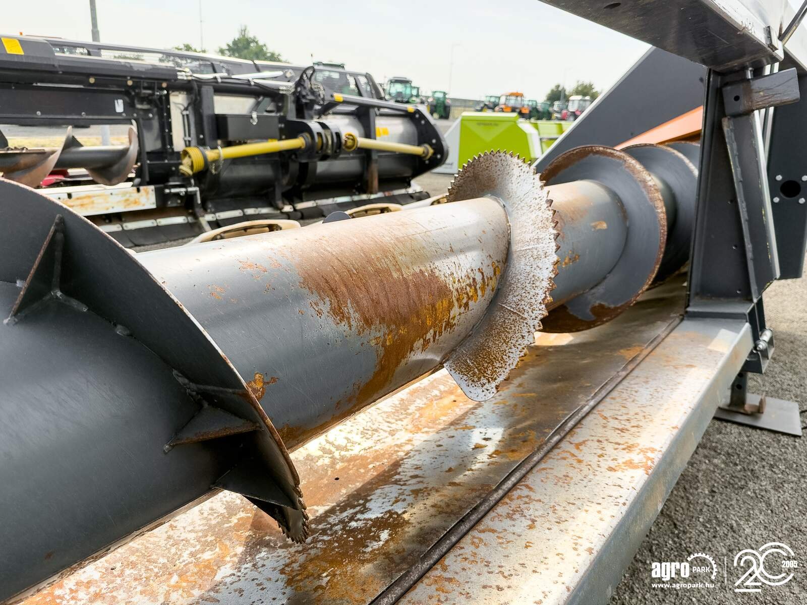 Schneidwerk του τύπου NAS 876 8 rows, 75 cm row spacing, for New Holland combines, Gebrauchtmaschine σε Csengele (Φωτογραφία 25)