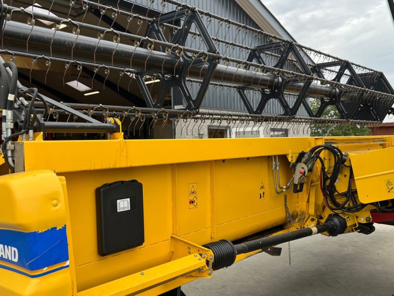 Schneidwerk vrste New Holland 24 fod skærebord Årgang 2018 inkl vogn, Gebrauchtmaschine v Vejle (Slika 1)