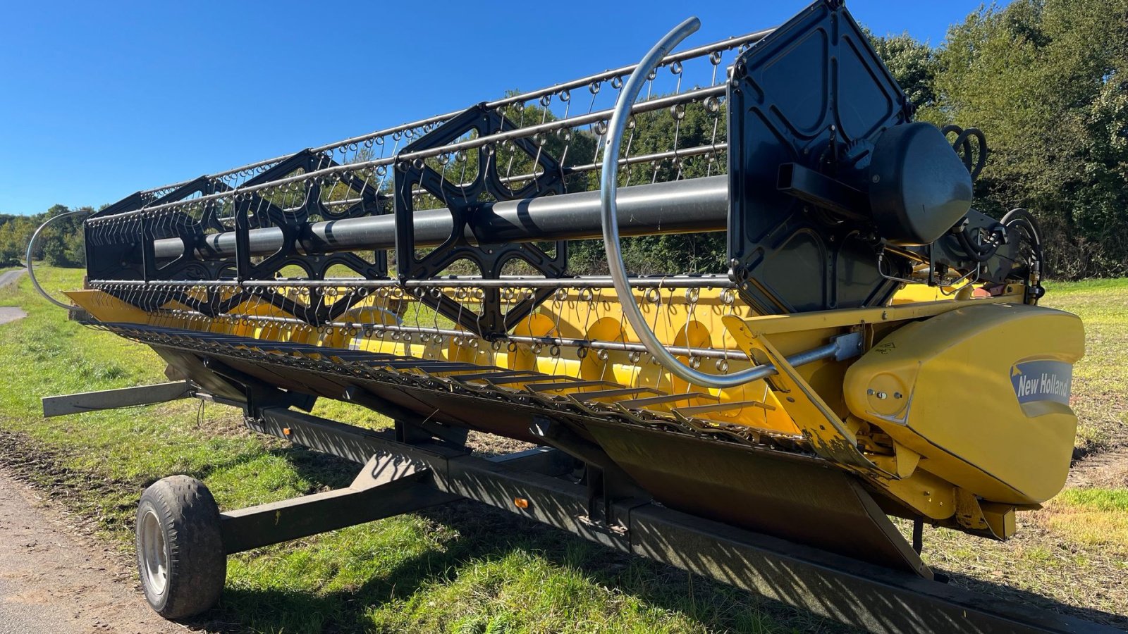 Schneidwerk des Typs New Holland 24 fod skærebord Standard skærebord m vogn, Gebrauchtmaschine in Vejle (Bild 1)