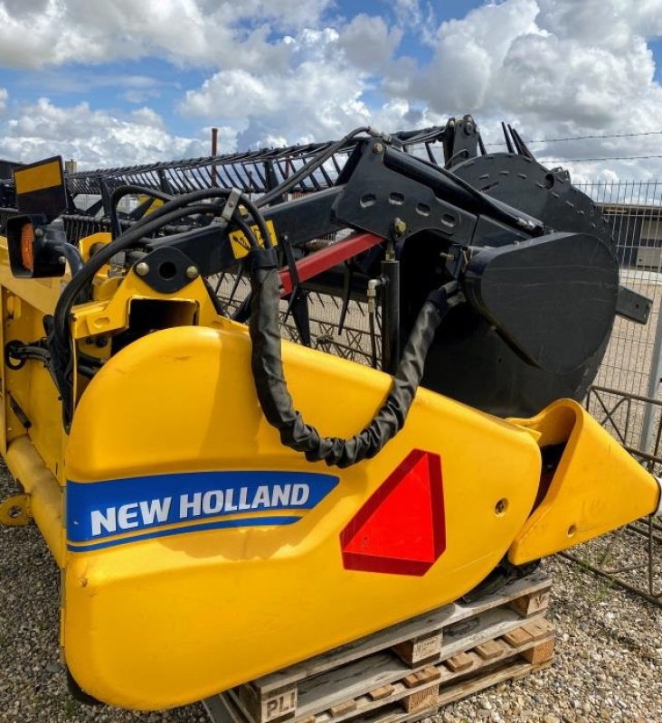 Schneidwerk des Typs New Holland 35 FT DRAPER, Gebrauchtmaschine in Skjern (Bild 2)