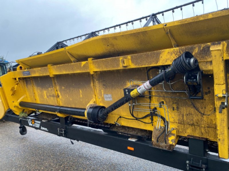 Schneidwerk des Typs New Holland 35" Vario, Gebrauchtmaschine in Hemmet (Bild 18)