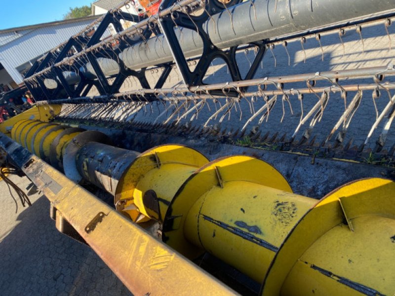 Schneidwerk des Typs New Holland 35" Vario, Gebrauchtmaschine in Hemmet (Bild 20)