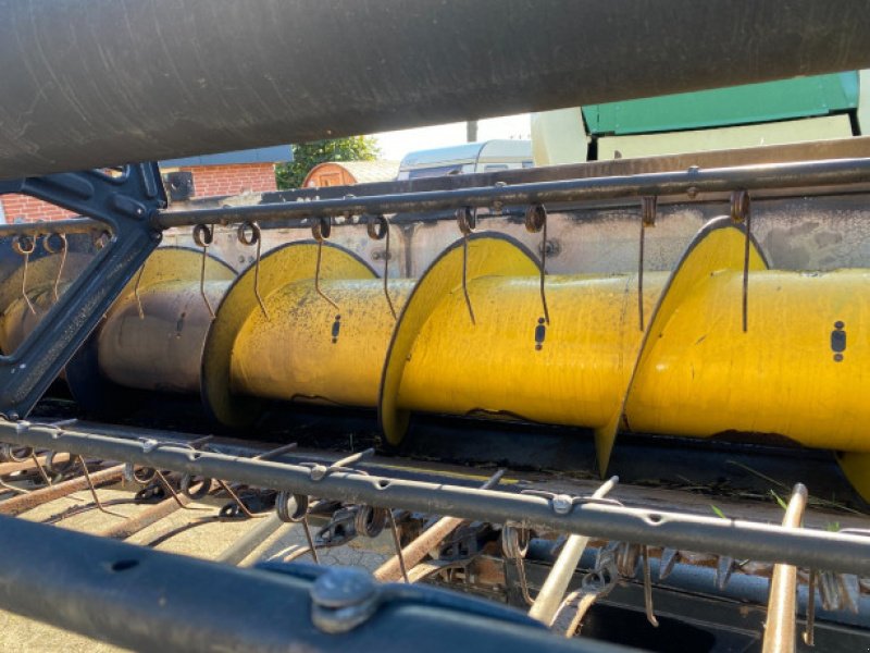 Schneidwerk des Typs New Holland 35" Vario, Gebrauchtmaschine in Hemmet (Bild 13)