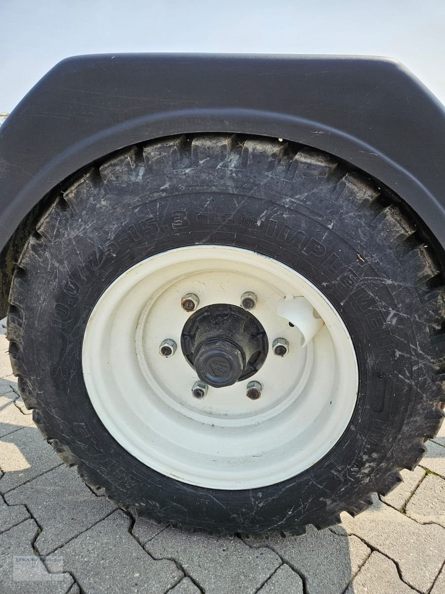 Schneidwerk des Typs New Holland 4WT 25ft 7,6m, Neumaschine in Erlbach (Bild 6)