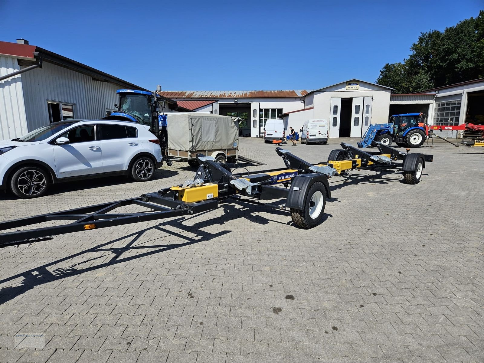 Schneidwerk des Typs New Holland 4WT 25ft 7,6m, Neumaschine in Erlbach (Bild 8)