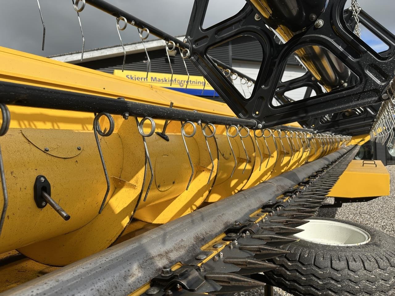 Schneidwerk des Typs New Holland 760CG 10,7M/35FT VF, Gebrauchtmaschine in Skjern (Bild 10)