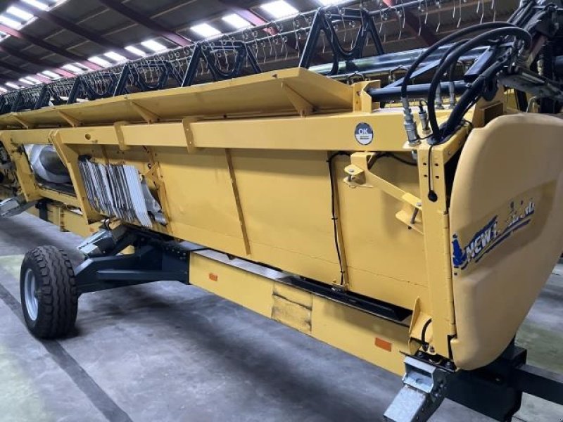 Schneidwerk типа New Holland 760CG 10.7 METER VF, Gebrauchtmaschine в Middelfart (Фотография 3)