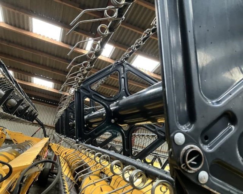Schneidwerk typu New Holland 760CG 12,3 M., Gebrauchtmaschine v Middelfart (Obrázek 7)