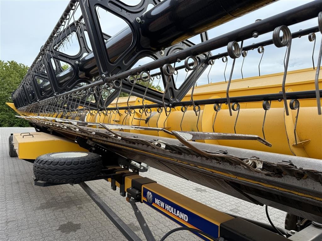 Schneidwerk des Typs New Holland 760CG 35” VarioFeed HD, Gebrauchtmaschine in Gjerlev J. (Bild 11)