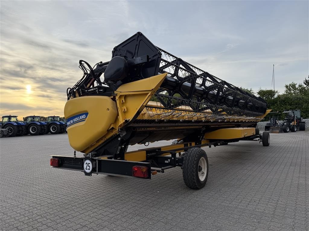 Schneidwerk des Typs New Holland 760CG 35” VarioFeed HD, Gebrauchtmaschine in Gjerlev J. (Bild 5)