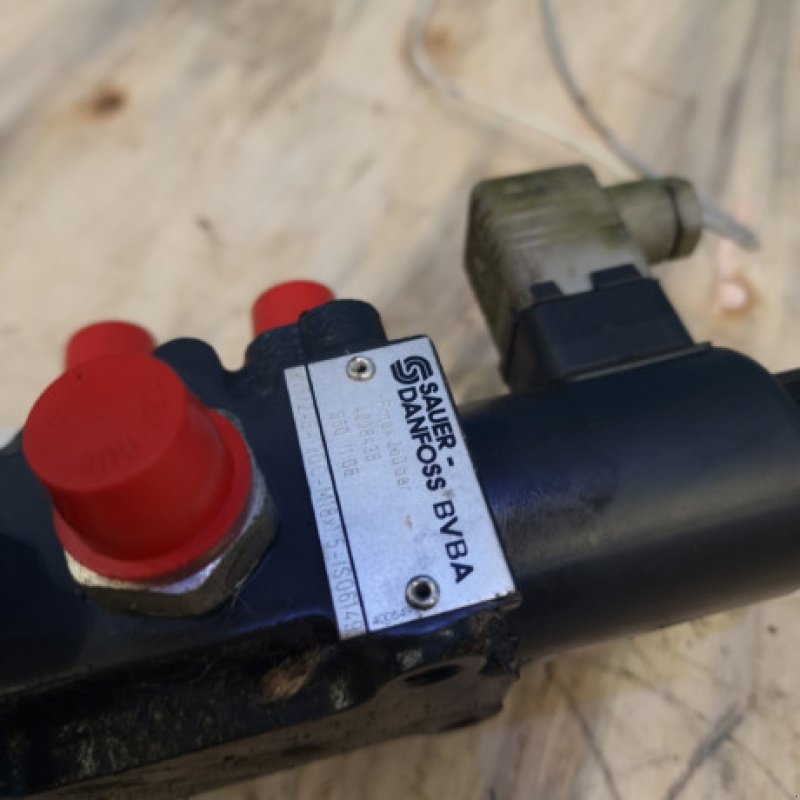 Schneidwerk des Typs New Holland 760CG, Gebrauchtmaschine in Hemmet (Bild 9)