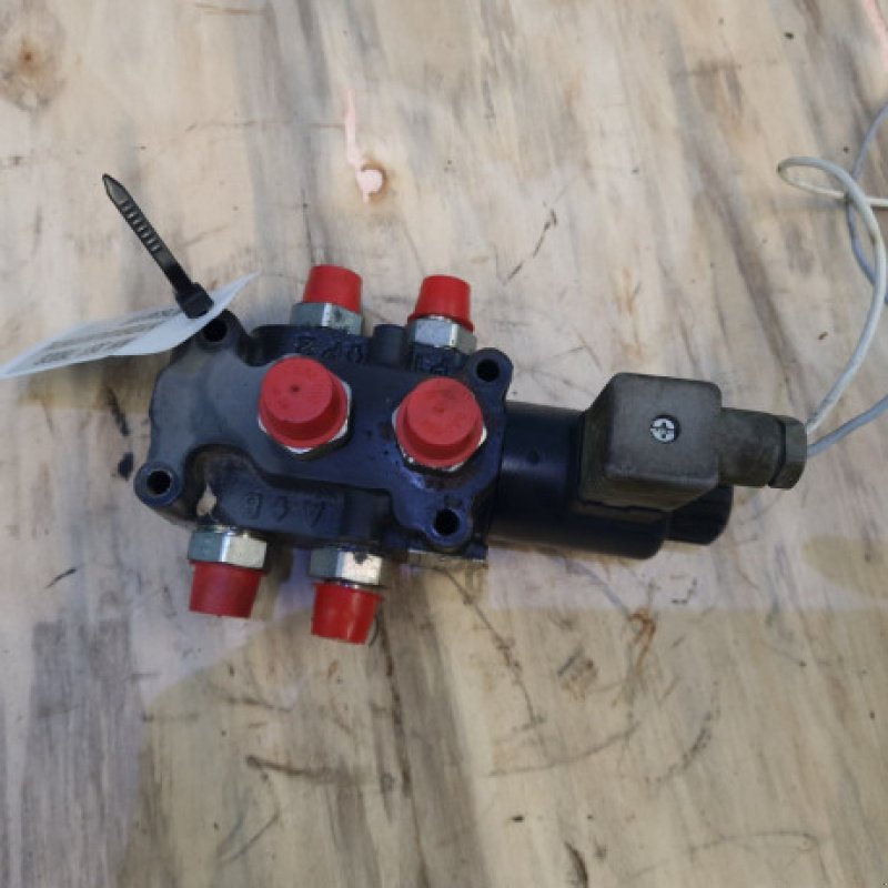 Schneidwerk des Typs New Holland 760CG, Gebrauchtmaschine in Hemmet (Bild 5)