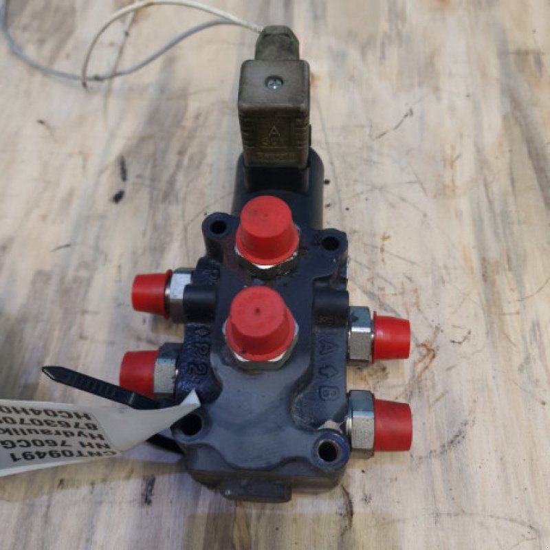 Schneidwerk des Typs New Holland 760CG, Gebrauchtmaschine in Hemmet (Bild 7)