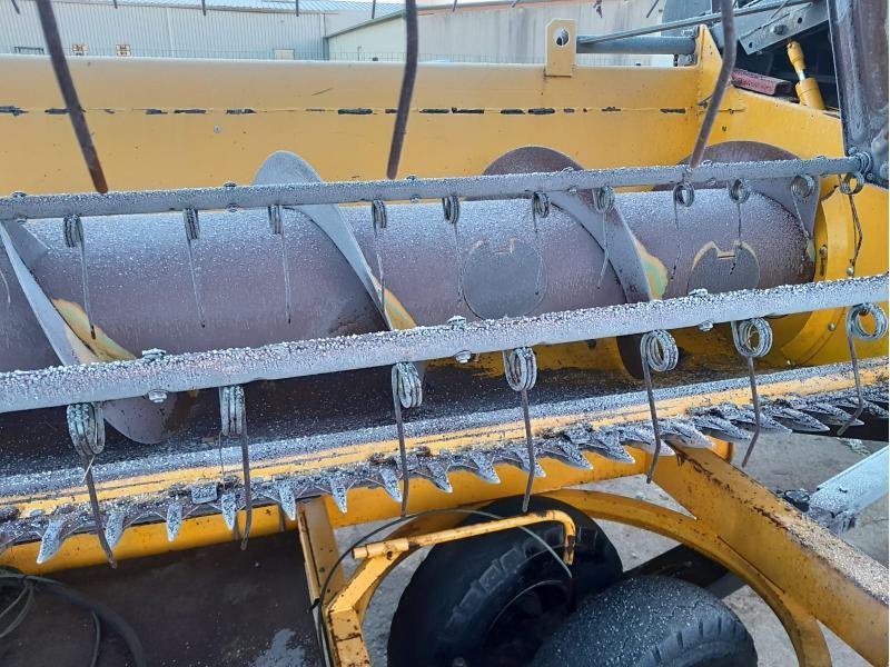 Schneidwerk typu New Holland 7M32, Gebrauchtmaschine v PONTIVY (Obrázek 9)