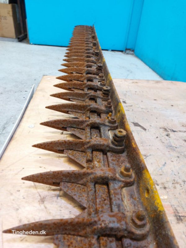 Schneidwerk des Typs New Holland 8060, Gebrauchtmaschine in Hemmet (Bild 15)