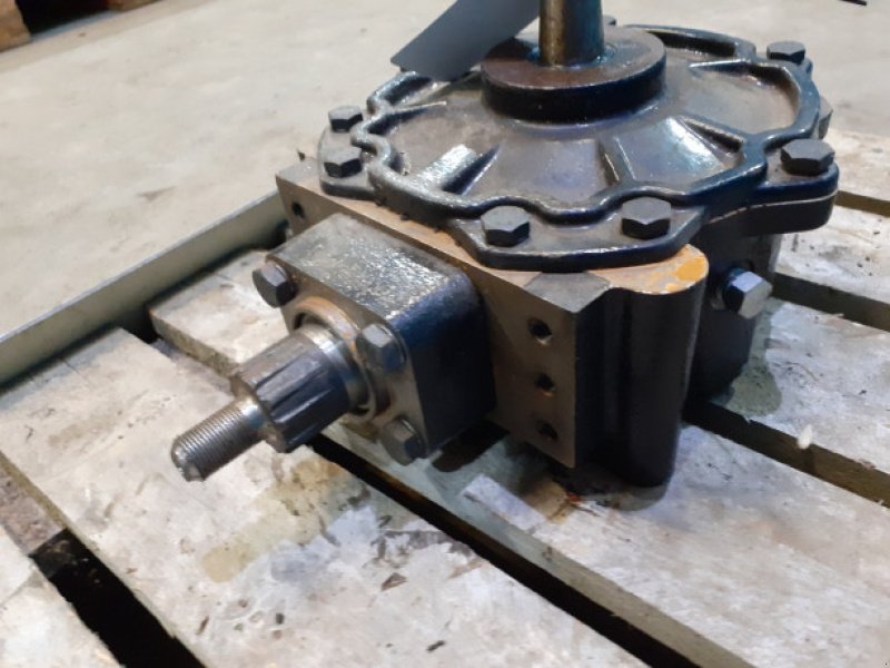 Schneidwerk des Typs New Holland CR9090, Gebrauchtmaschine in Hemmet (Bild 4)