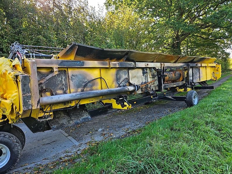 Schneidwerk des Typs New Holland Getreideschneidwerk 10.67m Brandschaden, Gebrauchtmaschine in Honigsee (Bild 9)